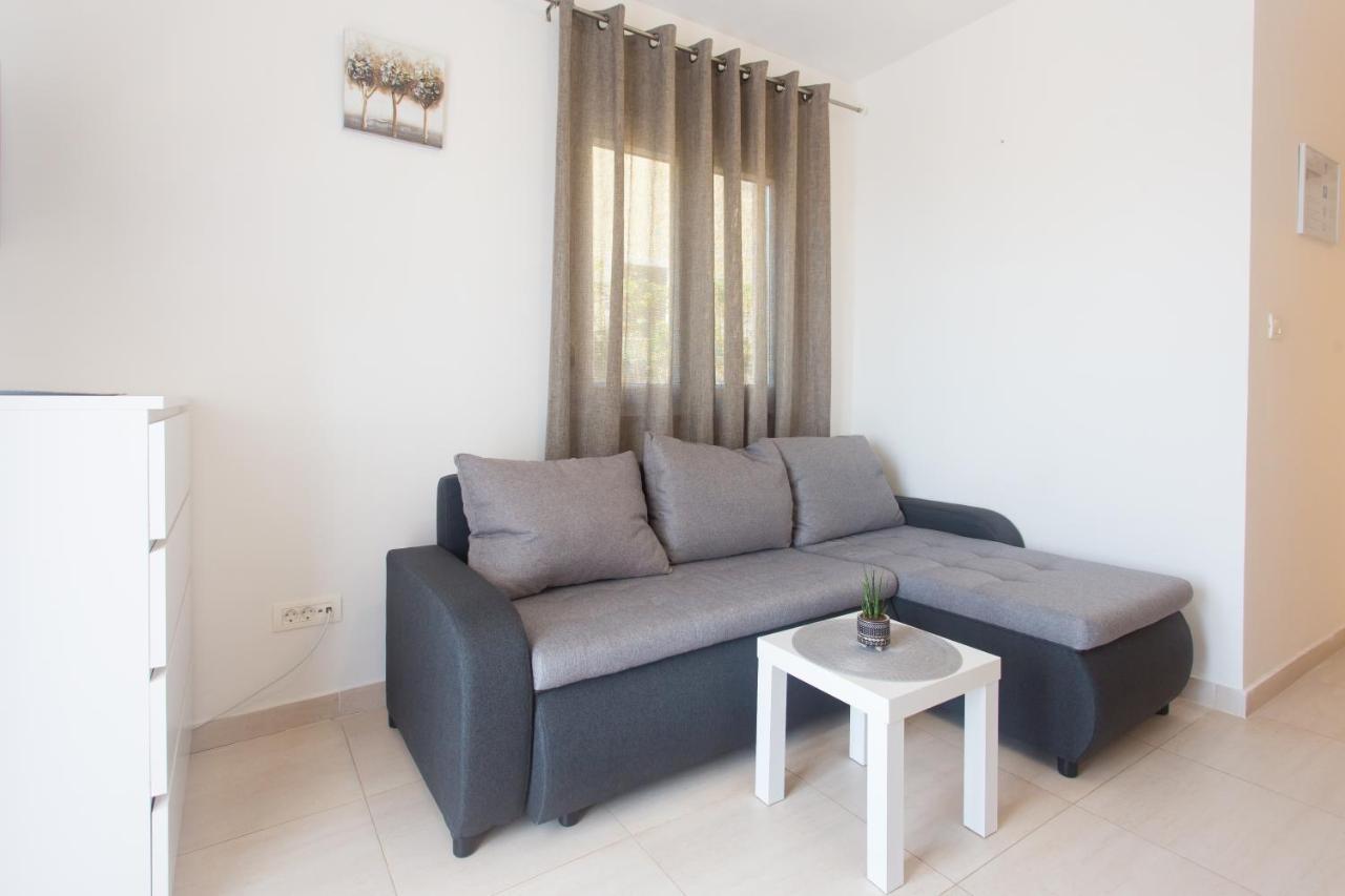 Apartments Bandic - 30 Meters To The Beach Trogir Luaran gambar